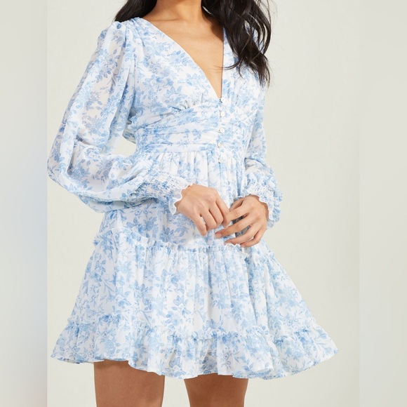 Dresses & Skirts - Altar’d State Blue Floral V-Neck Tiered Mini Dress